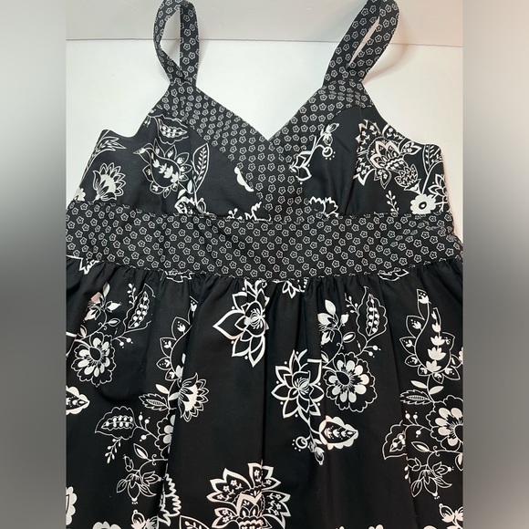 Pinky Youth Floral Black And White Dress - Picture 4 of 8